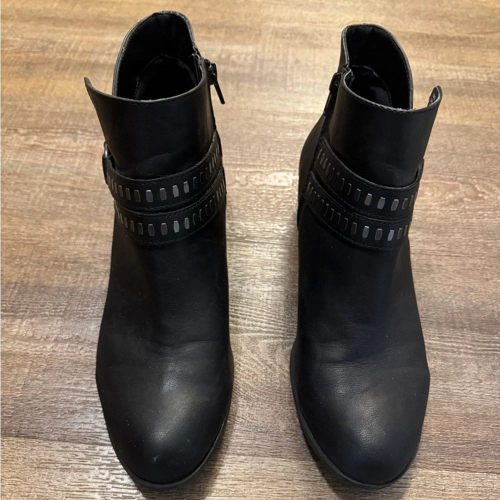 Women’s a.n.a black boots - Picture 2 of 6